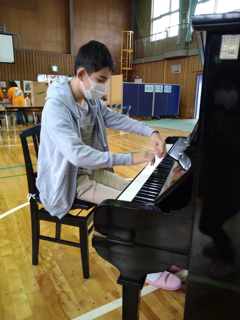 Genius Japanese Pianist